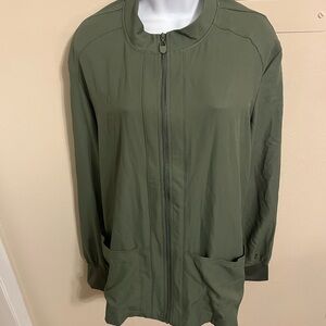 Olive Green Women's Scrub Jacket w/ pockets